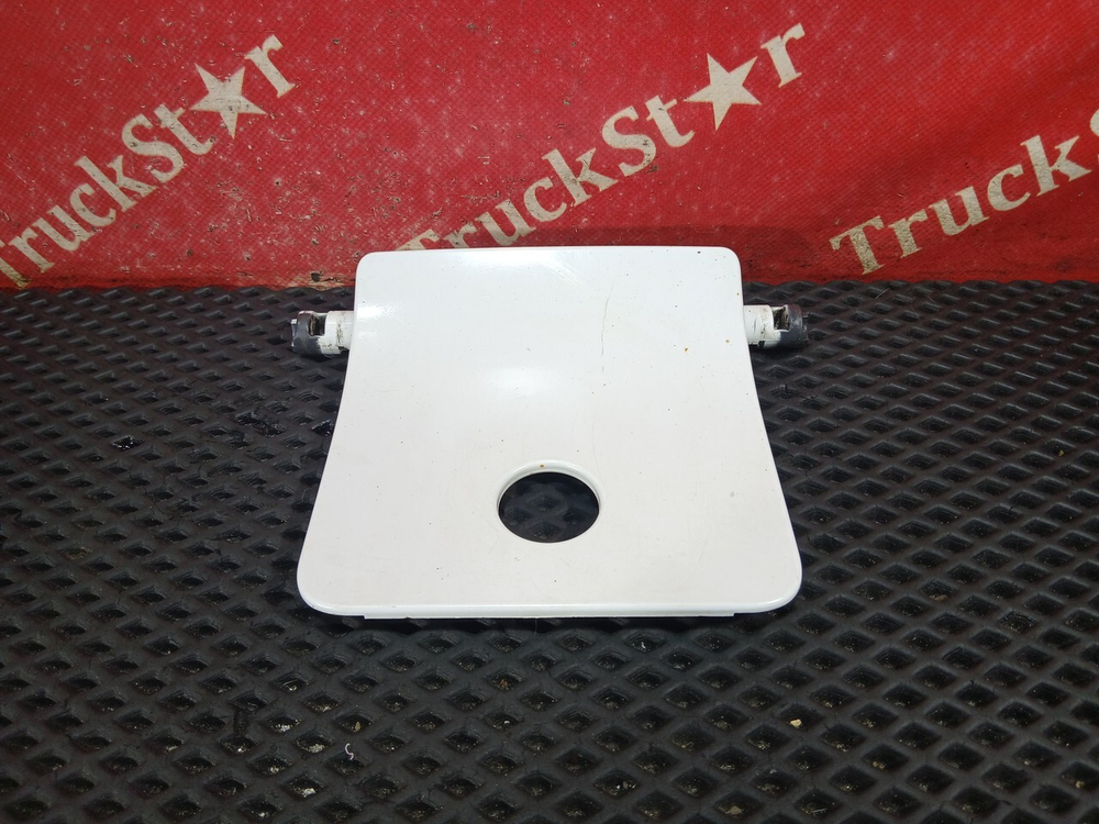 Крышка подножки