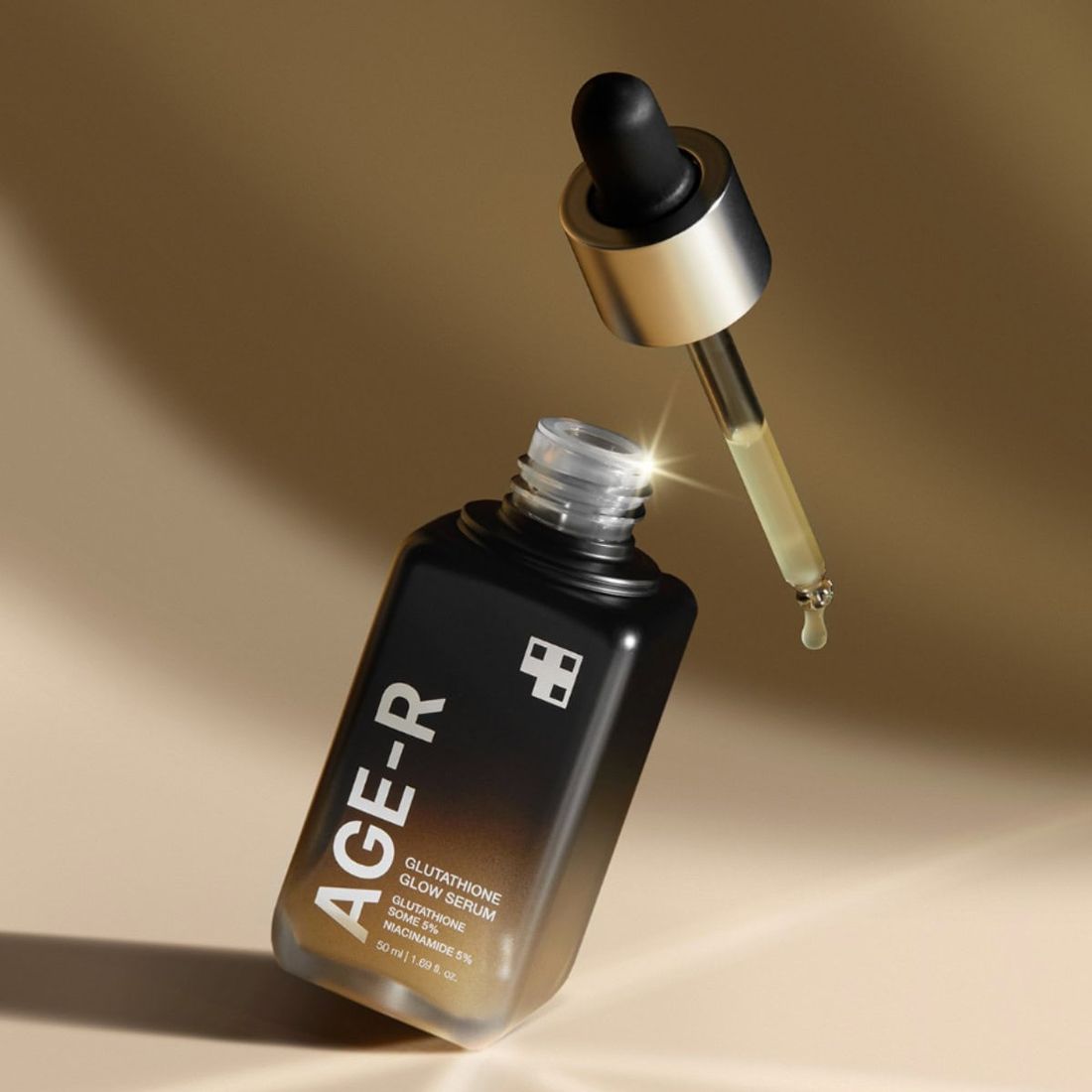 Осветляющая ампула с 21% витамином C medicube AGE-R Vita C Pro Ampoule