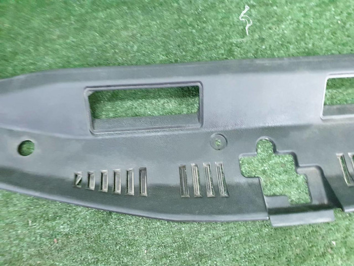 Кожух замка капота Toyota Camry xv70 (2017-н.в.)