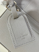 Louis Vuitton Porte Documents Voyage PM