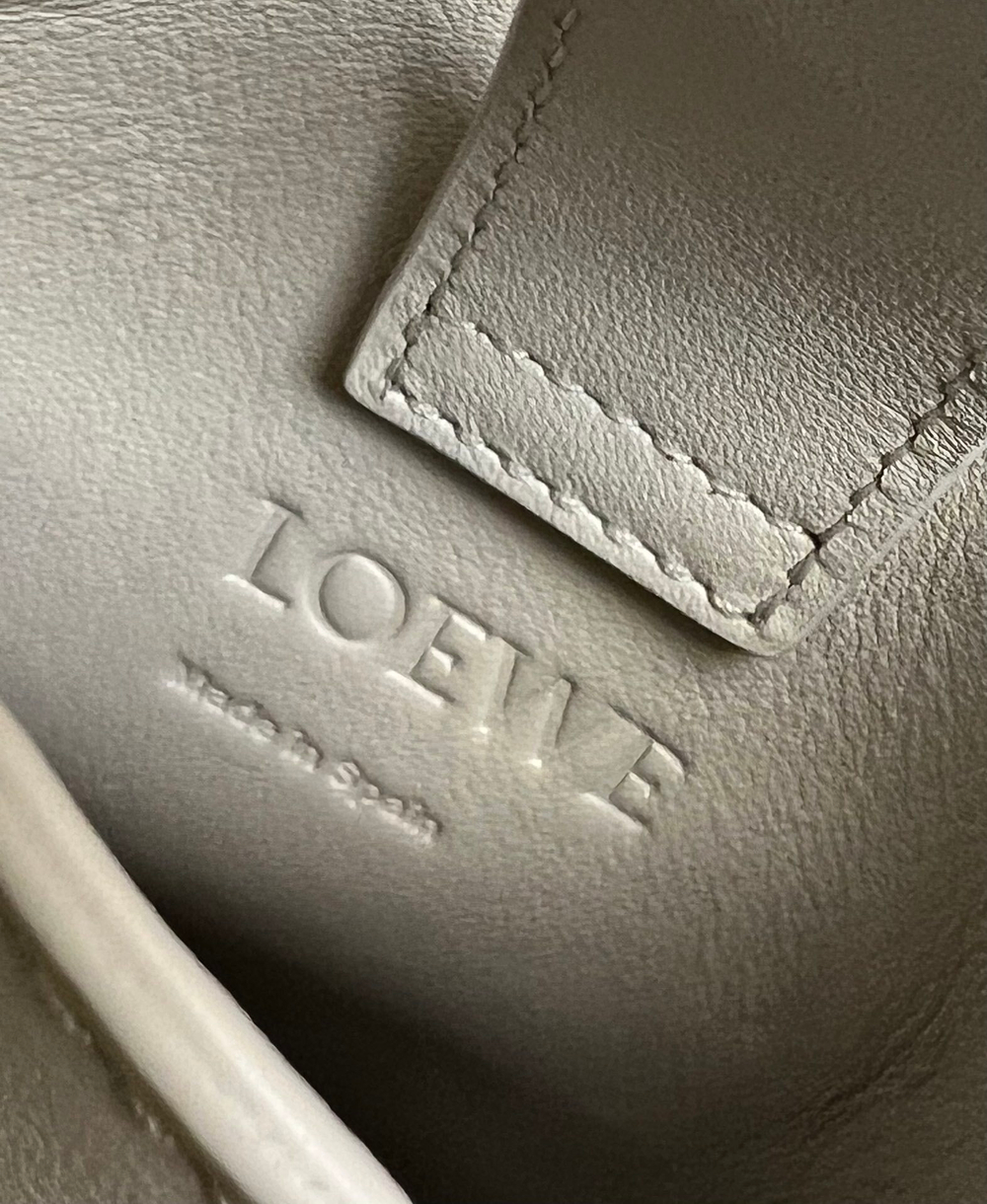 Loewe  Elephant Pocket 18 cm