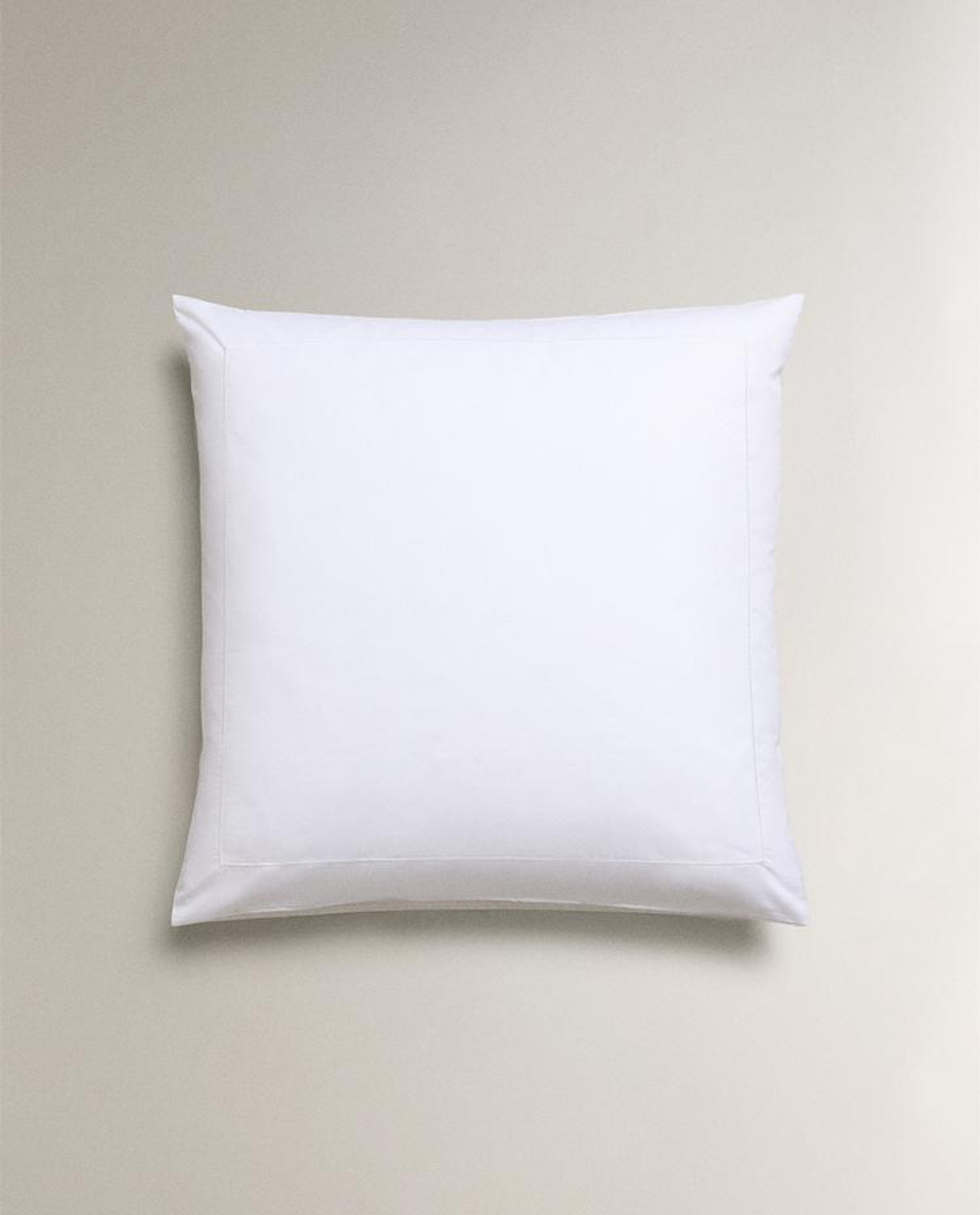 ZARA HOME НАВОЛОЧКА ИЗ ХЛОПКА ПЕРКАЛЬ С ВОЛНИСТОЙ КРОМКОЙ (800 НИТЕЙ), БЕЛЫЙ