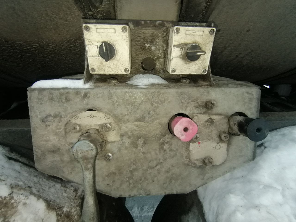 BONUM 914221 Полуприцеп цистерна 914221-02