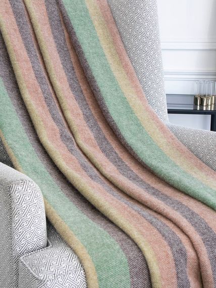 Плед LIMA 20-21 из шерсти альпаки  и астралийского мериноса AVINAMAS