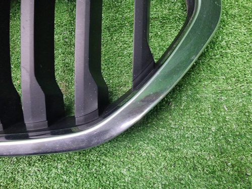 Решетка радиатора BMW X1 F48 (2019-2022)