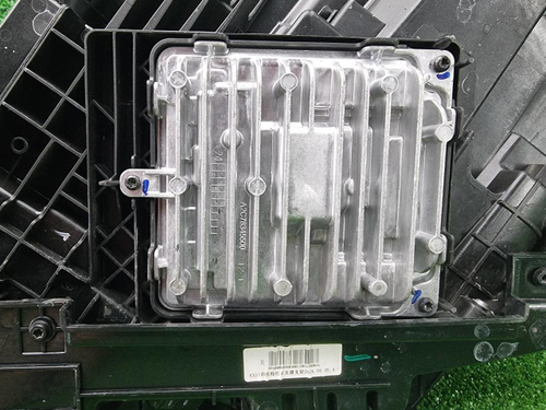 Фара правая Geely Monjaro (2021-н.в.) LED