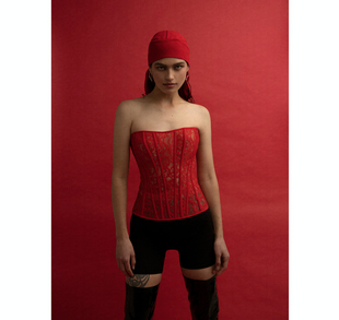 Удлиненный топ из кружева