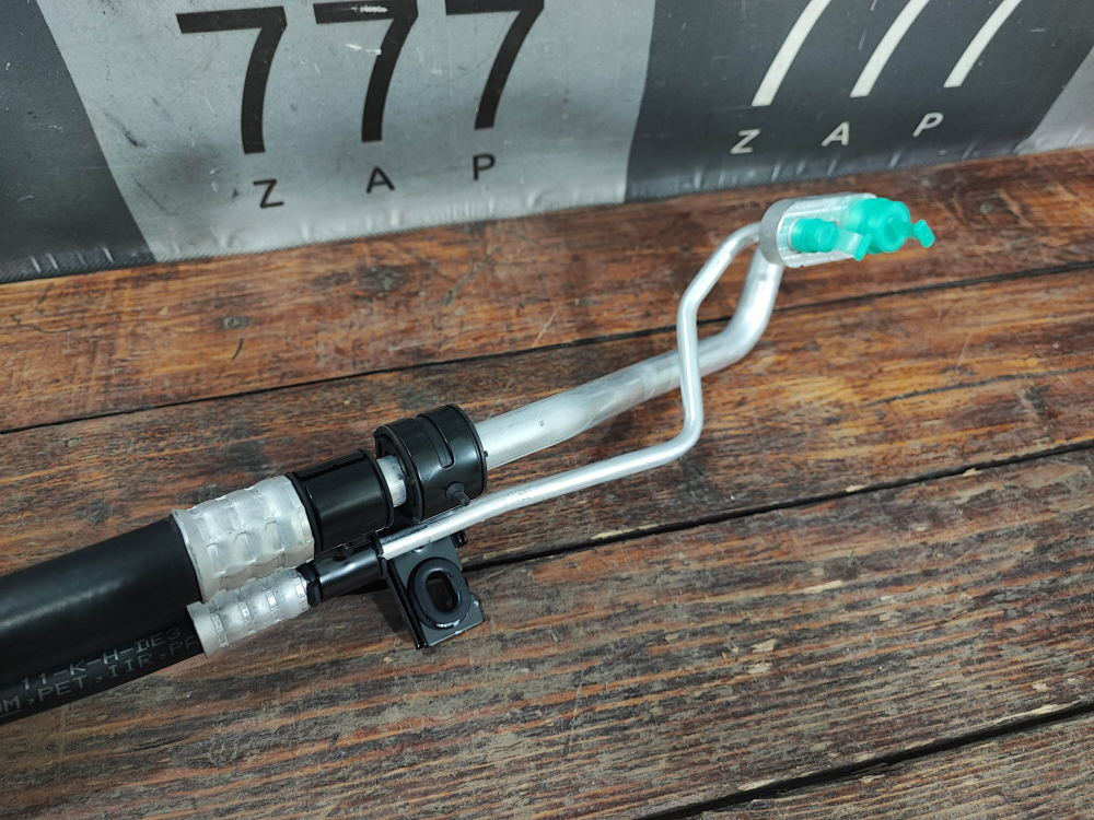 Трубка кондиционера Haval Jolion 21-нв Новая Оригинал 8108100XST11A