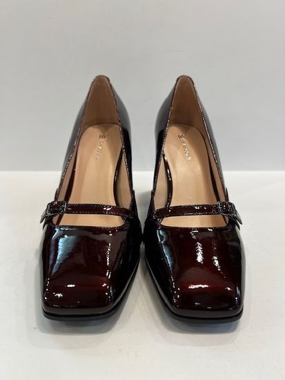 Туфли женские