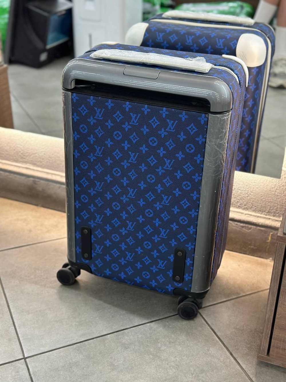 Чемодан Louis Vuitton