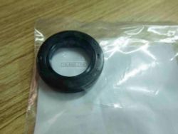 91203-KWN-901. OIL SEAL, 20X32X6
