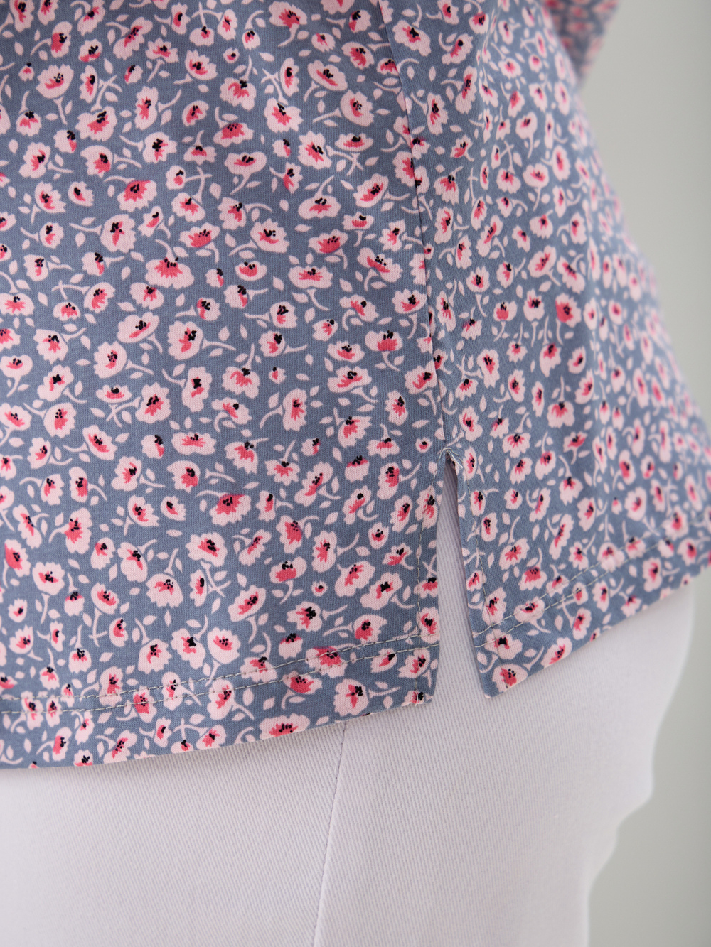 Блузка БЛ-122/серый-розовыемаргаритки