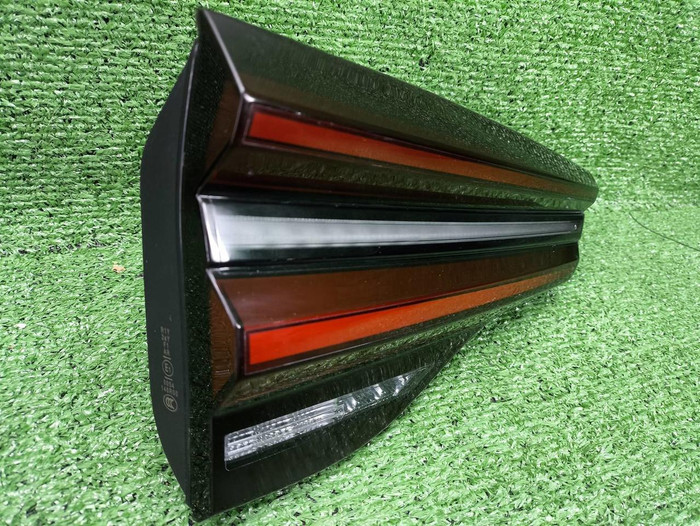 Фонарь левый внутренний BMW X3 G01 (2021-н.в.)