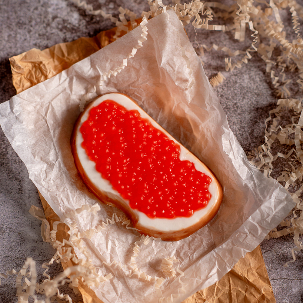 Бутерброд с красной икрой из мыла ручной работы