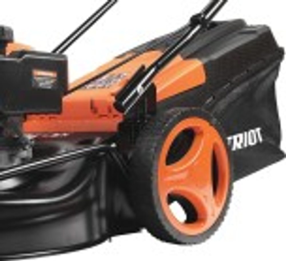 Газонокосилка бензиновая PATRIOT PT 46 512109005