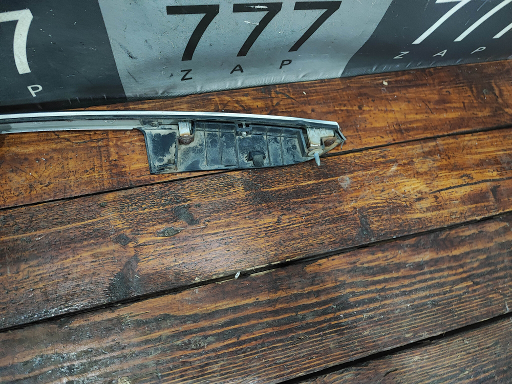 Накладка крышки багажника Hyundai Santa Fe 4 (TM) 18-21 Б/У Оригинал 87311S1000