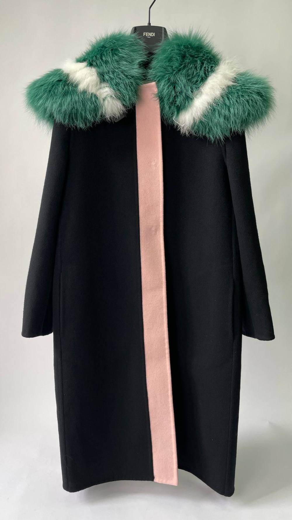 Пальто Fendi