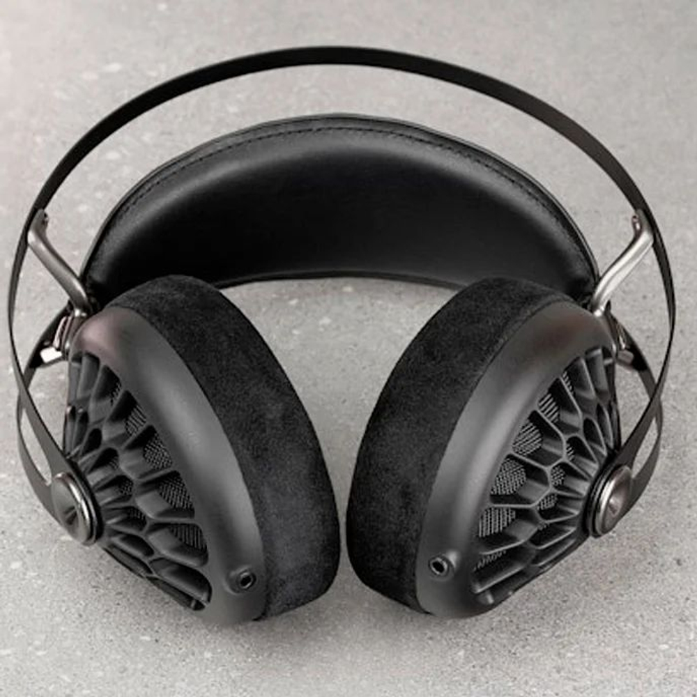 Охватывающие наушники Meze 105 Aer Black