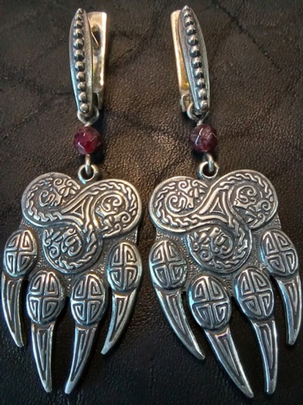 Серьги "Волчья Лапа".