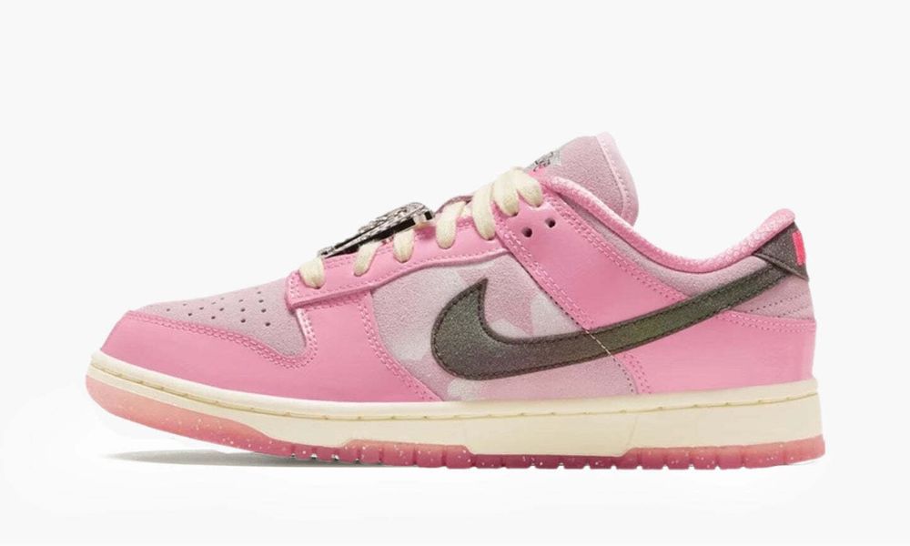 Nike Dunk Low LX WMNS &quot;Barbie&quot;