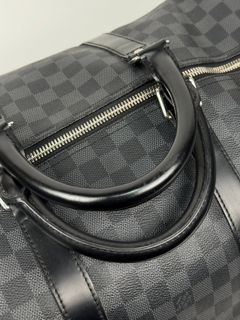 Сумка Louis Vuitton Keepall 55 Bandouliere Damier Graphite