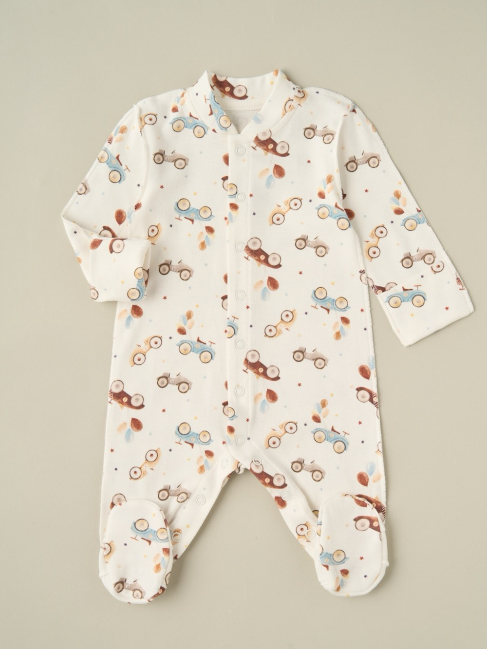 Комбинезон + шапочка-узелок "Машинки"