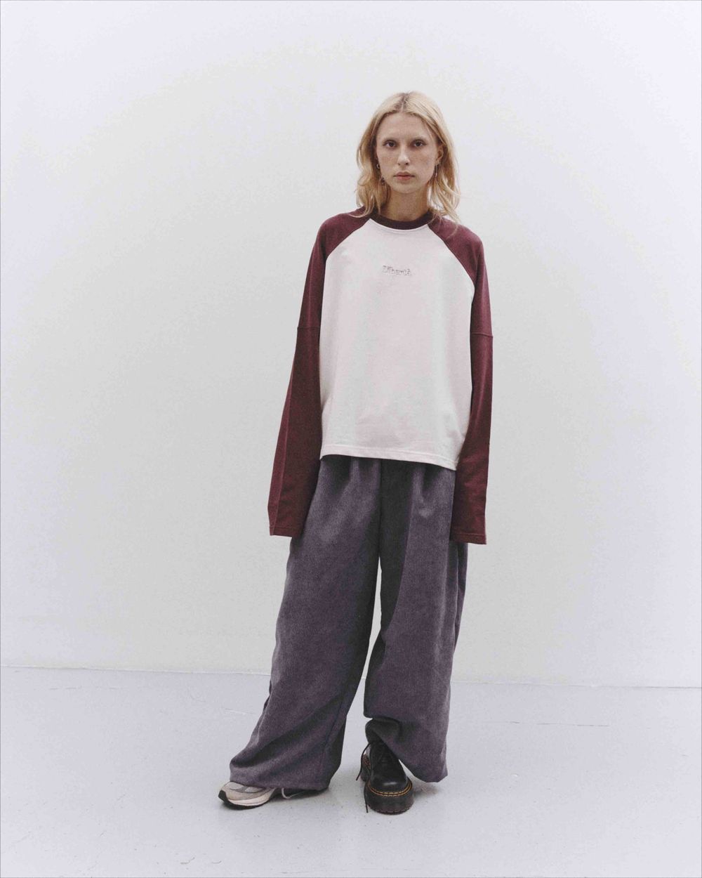 Брюки One Two Velvet Baggy Pants Lava Smoke серые