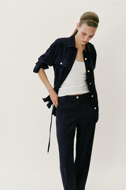 ZARA БРЮКИ ПРЯМОГО КРОЯ С ЭФФЕКТОМ ЖАТКИ, МОРСКОЙ СИНИЙ