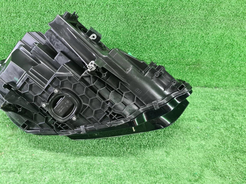 Фара левая BMW 8er G14 G15 G16 (2018-2022) Laser