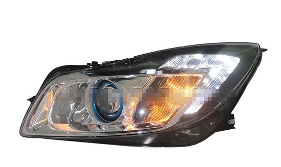 Передние фары Опель Инсигния 2008-2013 V4 Type [Комплект Л+П; Ходовые огни; Биксеноновая линза]