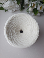 Экрю трикотажная пряжа