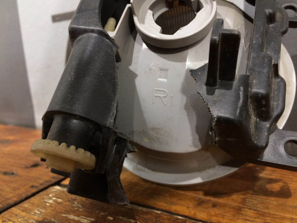 ПТФ передняя правая Toyota Land Cruiser 200 12-15 Б/У Оригинал 8121060180