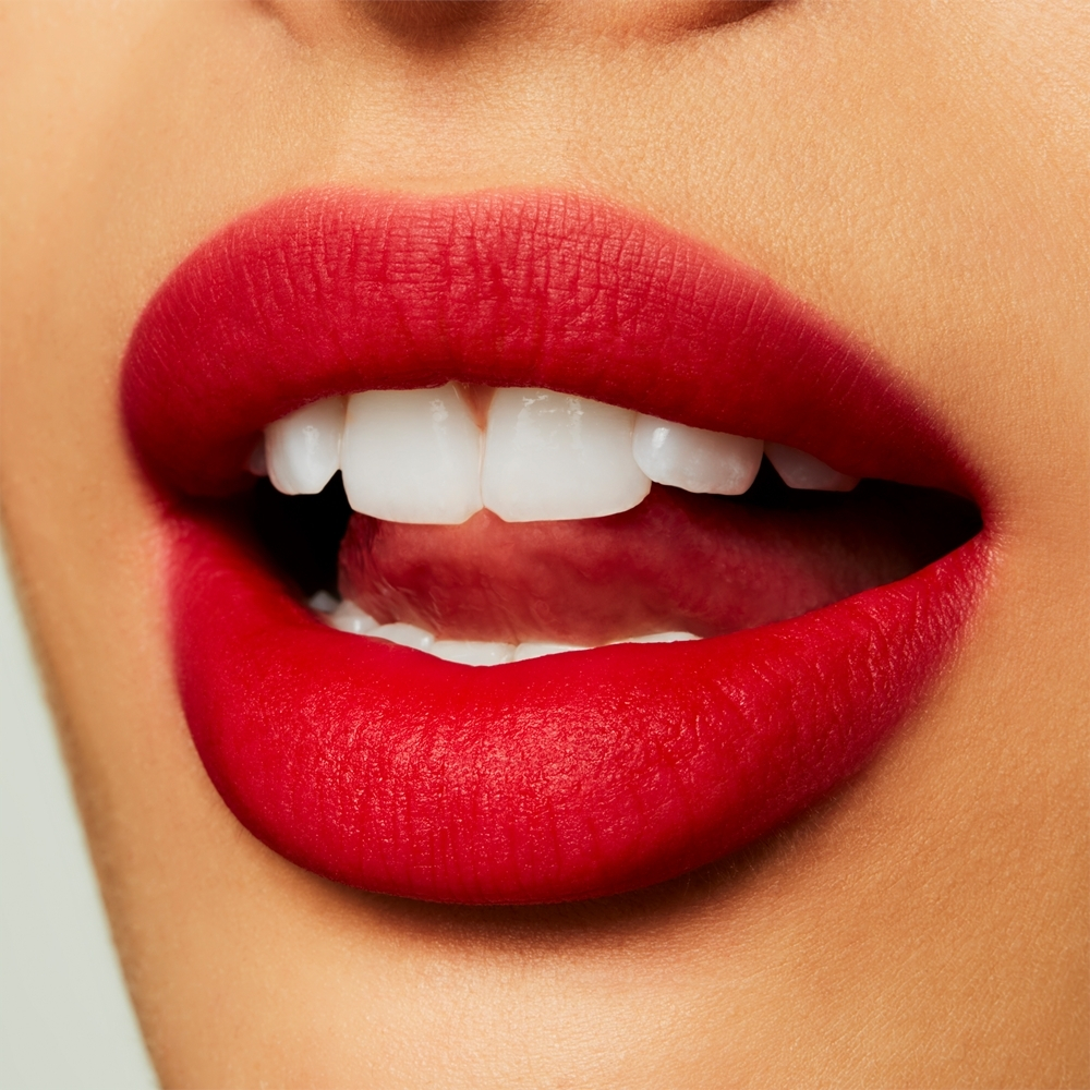 MAC Cosmetics Powder Kiss Liquid Lipcolour - жидкая матовая помада, 5 ml