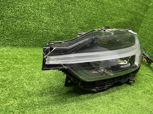 Фара левая Volvo XC60 2 (2021-2025) LED