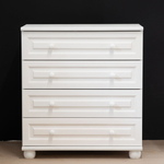 Комод белый с 4 ящиками Харви из массива сосны с филенкой для спальни и кухни в викторианском стиле, комод деревянный для вещей и одежды на ножках напольный