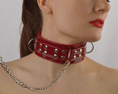 Бордовый лаковый ошейник с меховой подкладкой (Цвет: бордовый)