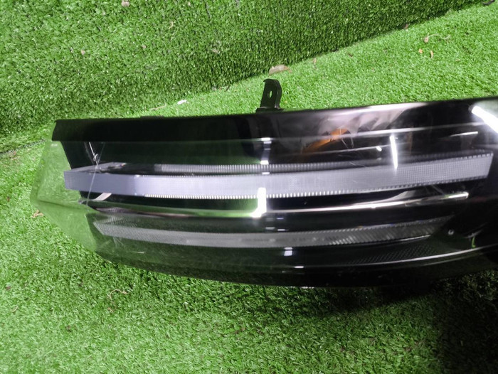 Фонарь правый внешний Lixiang L9 (2022-н.в.)