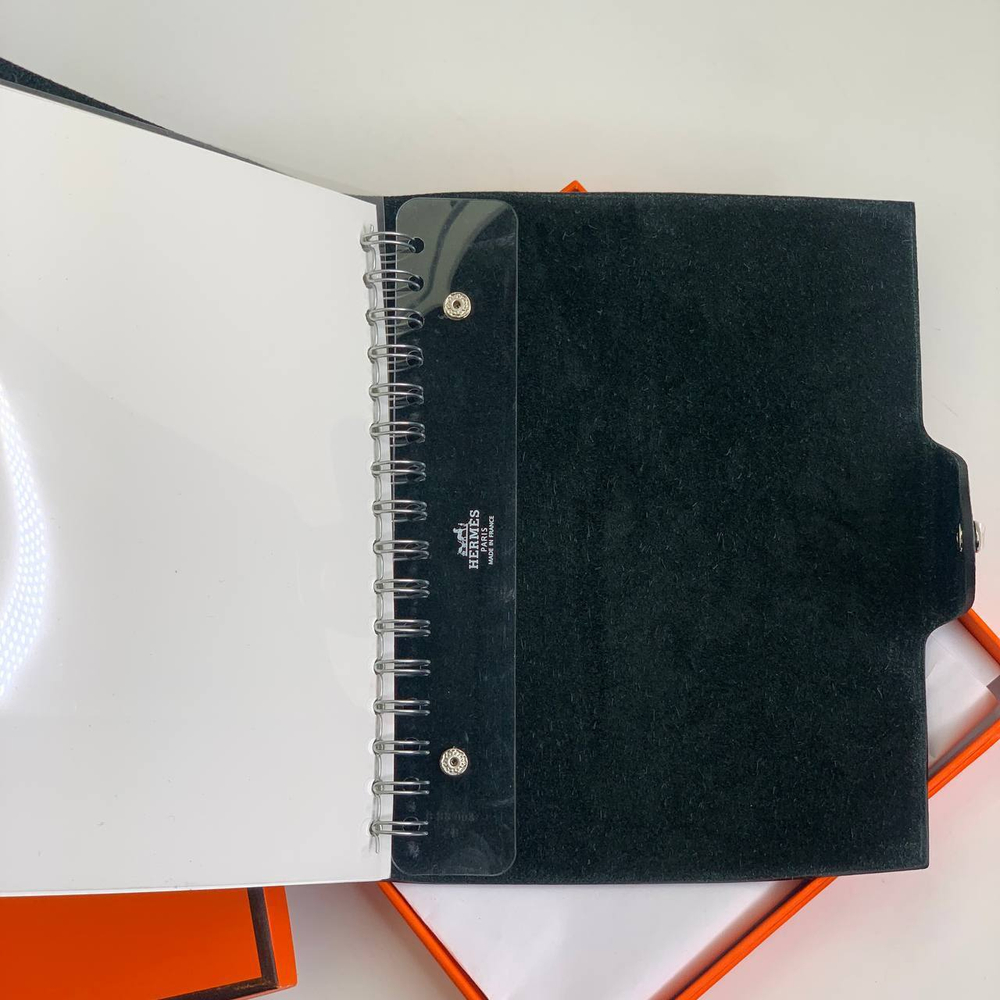 Блокнот Hermes 22,5х18,5 см