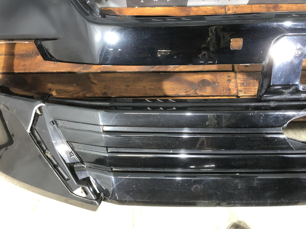 Бампер передний Executive 2020 Land Cruiser 200 БУ Оригинал PZ32160241