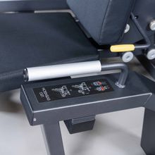 D960 Разгибание ног сидя, рычаги серые