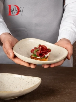 Набор посуды 2 тарелки мятый фарфор 20 см