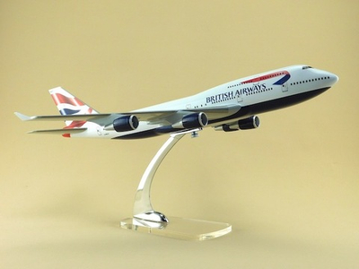 Модель самолета Boeing 747-400 (М1:144, British Airways)