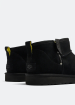 Ugg Ultra Mini ZIP - Black