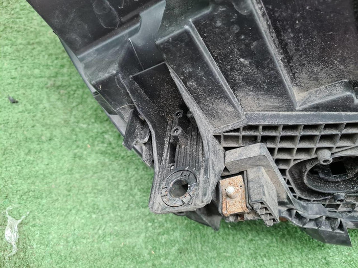 Фара левая BMW X5 F15 X6 F16 (13-18) ксенон