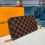 Louis Vuitton Zippy Organizer
