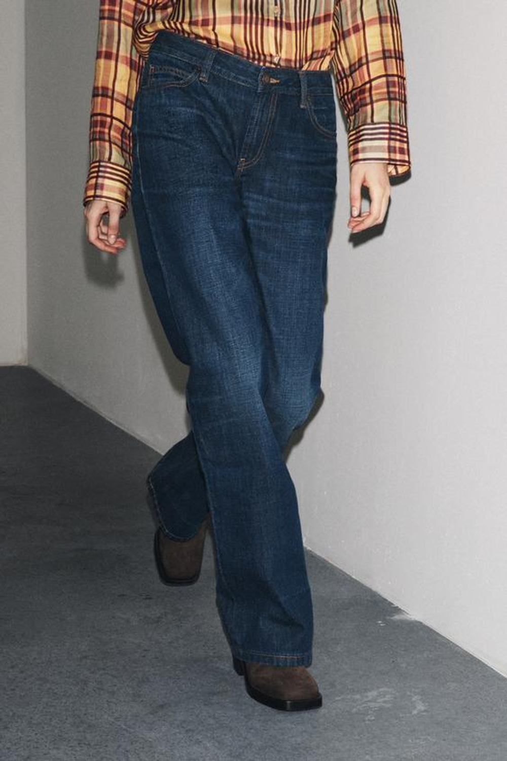 ZARA ДЖИНСЫ BOOT-CUT С НИЗКОЙ ПОСАДКОЙ — ZW COLLECTION, СИНИЙ