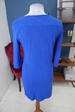 Платье лаконичное 44 размер