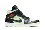 Кроссовки Jordan Air Jordan 1 Mid (Женская размерная сетка)