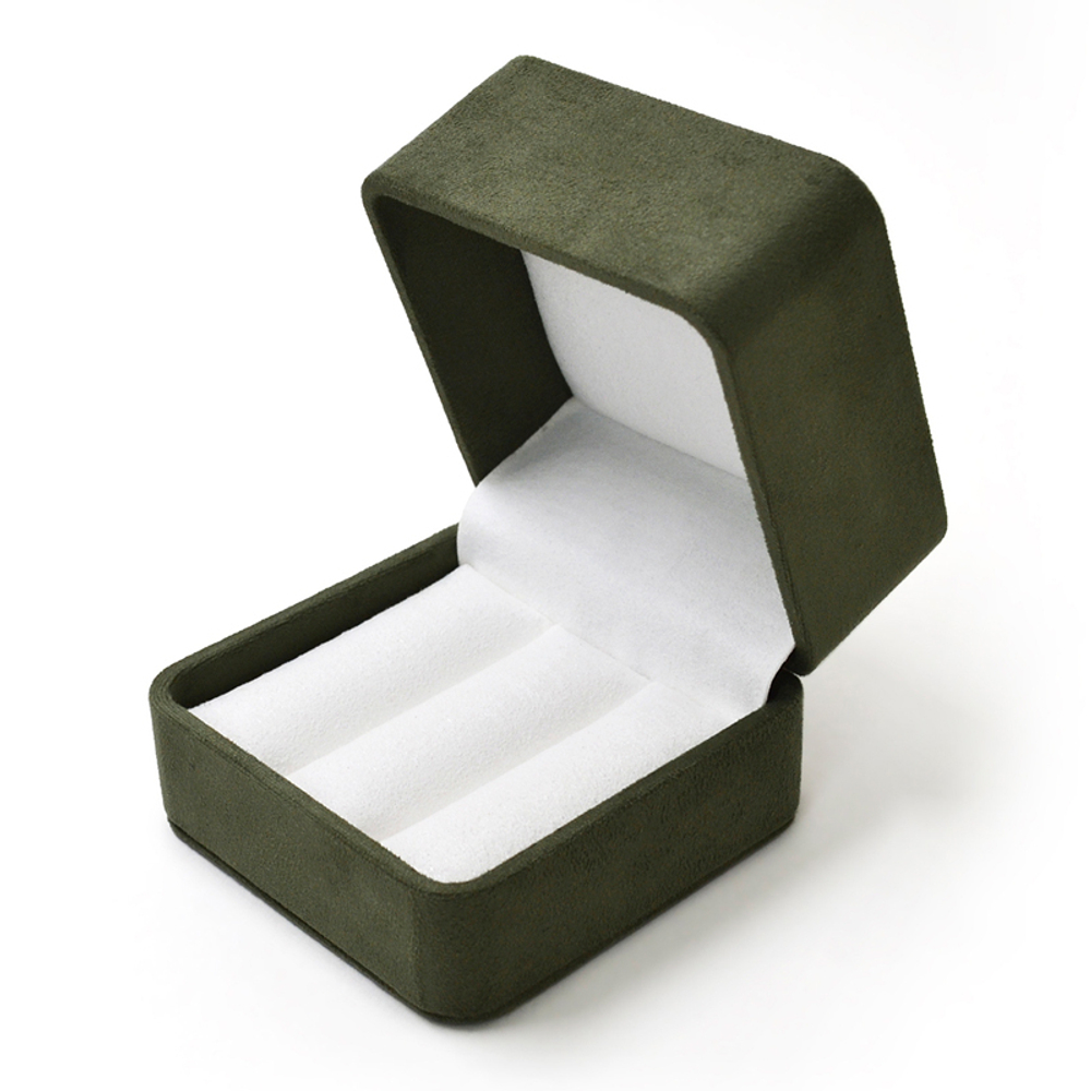 Ювелирный футляр серии «ГРАФ» с замшевой обтяжкой.