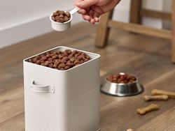 Банка для хранения универсальная Irmel, 6,2 л, с ложкой, молочная